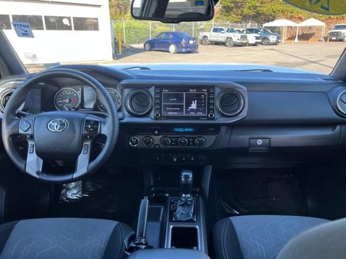 Used 2023 Toyota Tacoma TRD Off-Road image 14