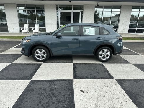 Used 2024 Honda HR-V LX image 1