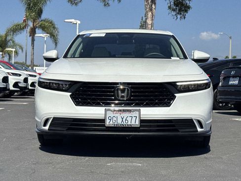 Certified 2023 Honda Accord EX image 8