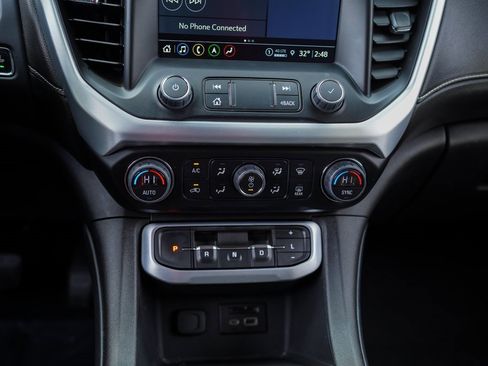 Used 2023 GMC Acadia SLT image 33