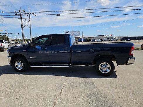 Used 2020 RAM 2500 Big Horn AWD/4WD image 3