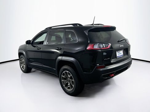 Used 2022 Jeep Cherokee Trailhawk image 7