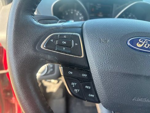 Used 2017 Ford Escape SE w/ SE Leather Comfort Package AWD/4WD image 13