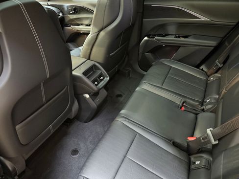 New 2026 Cadillac Lyriq Sport image 40