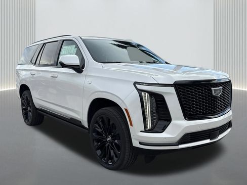 Used 2025 Cadillac Escalade Sport Platinum w/ LPO, ONYX Package AWD/4WD image 3