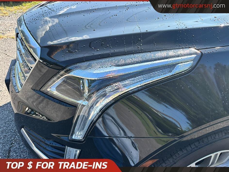 Used 2018 Cadillac XT5 Luxury w/ Driver Awareness Package AWD/4WD image 14