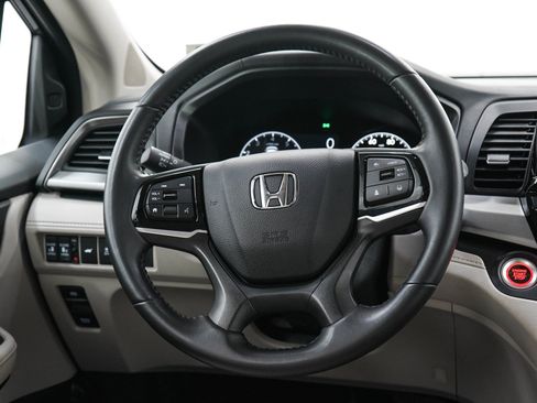 Used 2025 Honda Odyssey EX-L image 18