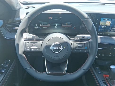 New 2026 Nissan Kicks SR FWD image 15