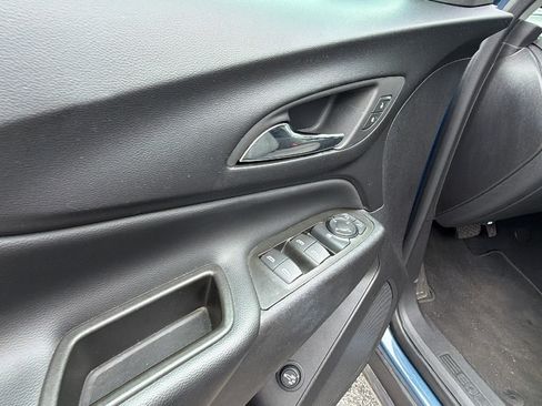 Used 2024 Chevrolet Equinox LT AWD/4WD image 15