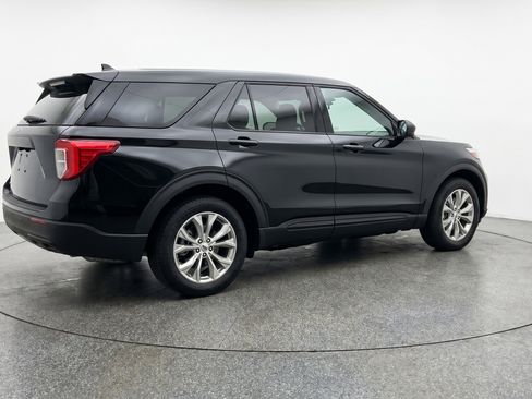 Used 2024 Ford Explorer Limited image 9
