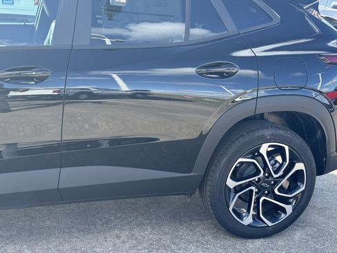 New 2026 Chevrolet Trax RS image 17