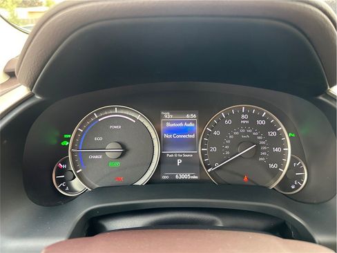 Used 2019 Lexus RX 450h AWD w/ Navigation Package image 25