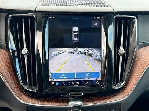 Used 2023 Volvo XC60 B6 Ultimate image 15