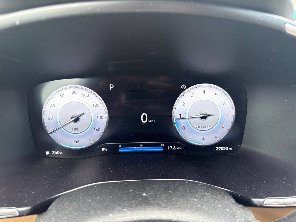 Used 2022 Hyundai Santa Fe Calligraphy AWD/4WD image 6