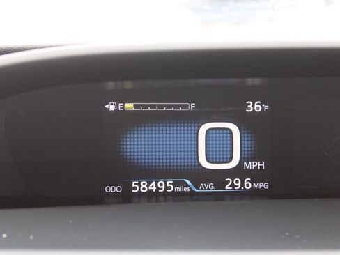 Used 2020 Toyota Prius LE image 35