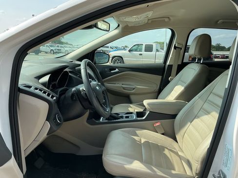 Used 2017 Ford Escape Titanium w/ Equipment Group 301A FWD image 18