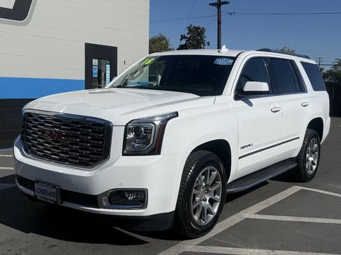 Used 2018 GMC Yukon Denali RWD image 3