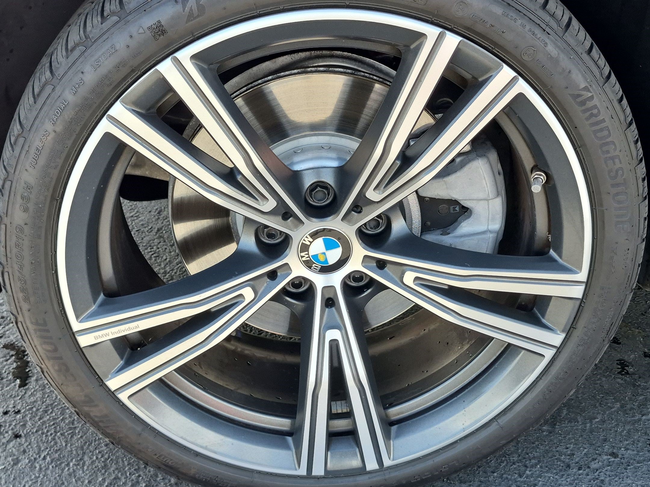 Certified 2023 BMW 330i Sedan w/ Premium Package RWD image 13
