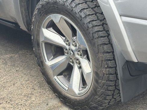 Used 2022 RAM 1500 Limited image 7