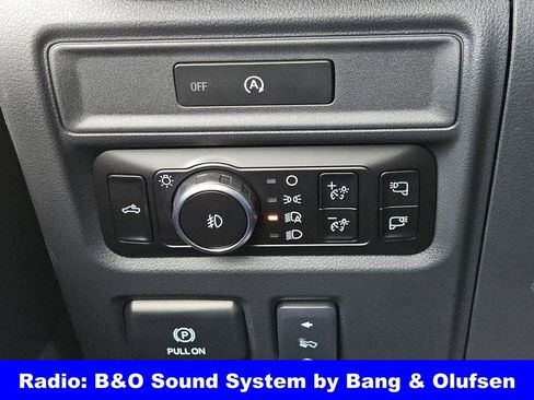 New 2025 Ford F150 Lariat w/ Equipment Group 501A Mid image 19