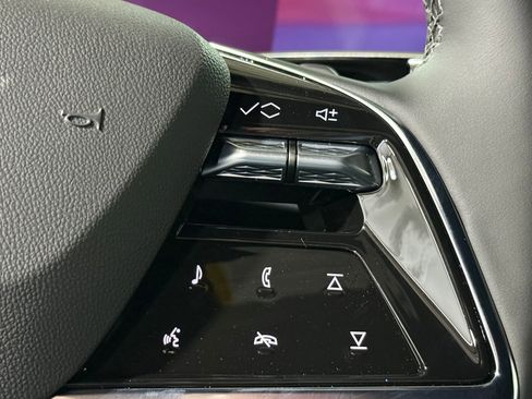 New 2025 Cadillac Escalade ESV Luxury image 26