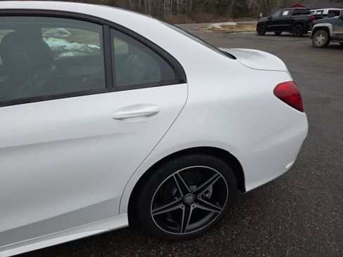 Used 2017 Mercedes-Benz C 300 4MATIC Sedan image 32