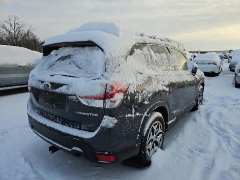 Used 2021 Subaru Forester Premium w/ Popular Package #1 image 6