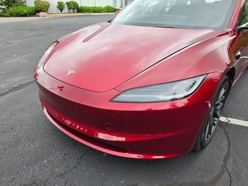 Used 2024 Tesla Model 3 Long Range AWD/4WD image 18