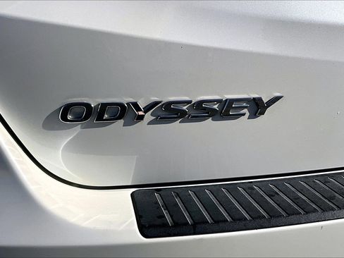 Used 2018 Honda Odyssey EX-L image 11