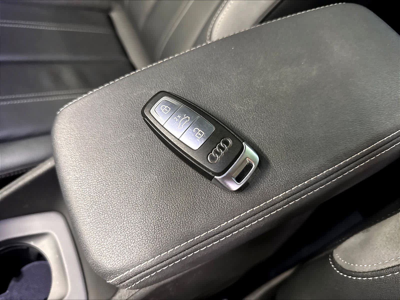 Used 2023 Audi Q4 e-tron Premium Plus AWD/4WD image 12