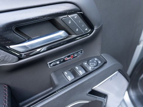 Used 2023 GMC Sierra 1500 AT4X image 11