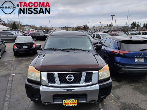 Used 2012 Nissan Titan SV image 2