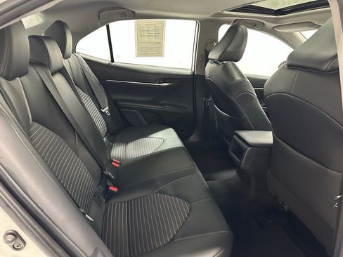 Used 2022 Toyota Camry SE image 49