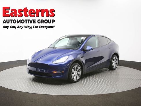 Used 2021 Tesla Model Y Long Range image 56