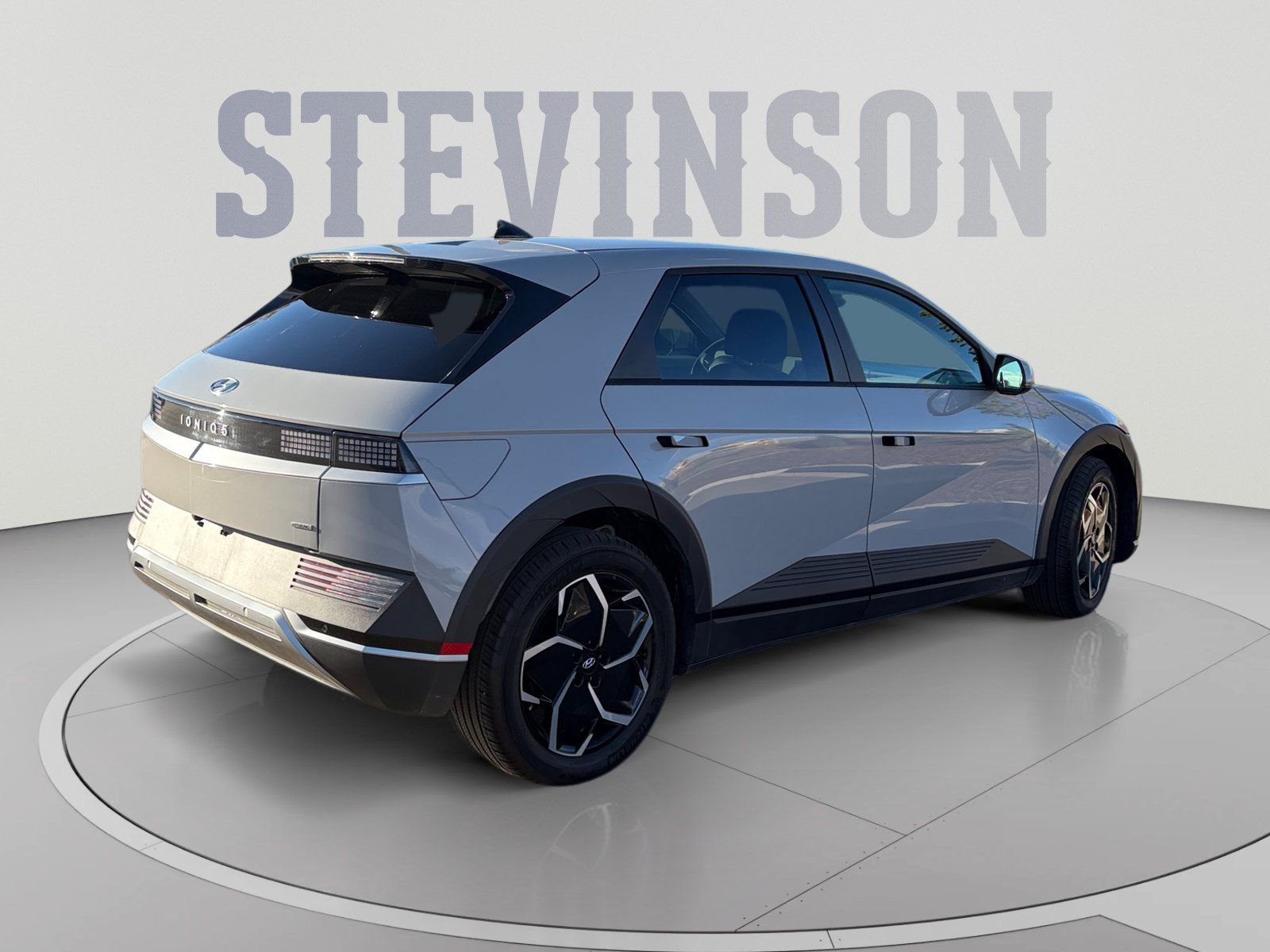 Certified 2024 Hyundai Ioniq 5 SEL AWD/4WD image 5
