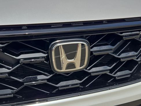 Used 2024 Honda CR-V Sport Touring image 10