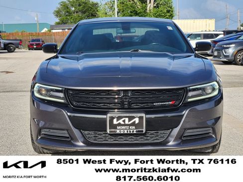 Used 2021 Dodge Charger SXT w/ Blacktop Package RWD image 2