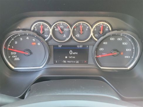 Used 2021 Chevrolet Suburban Z71 image 12