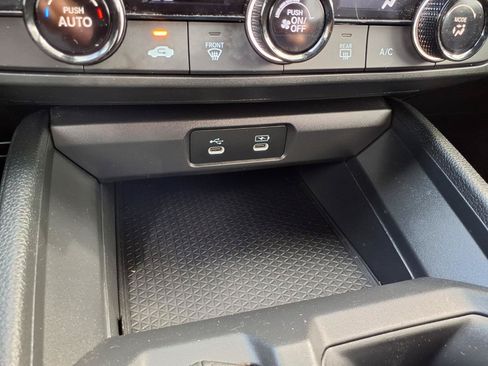 Used 2024 Honda Accord LX image 8