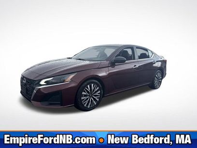 Used 2024 Nissan Altima 2.5 SV