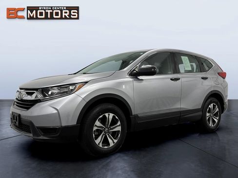 Used 2019 Honda CR-V LX image 2