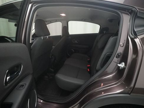 Used 2022 Honda HR-V EX image 15