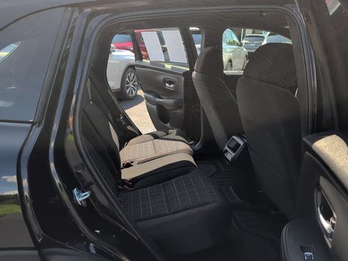 Used 2025 Honda HR-V Sport image 40