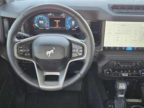 Certified 2025 Ford Bronco Badlands AWD/4WD image 25