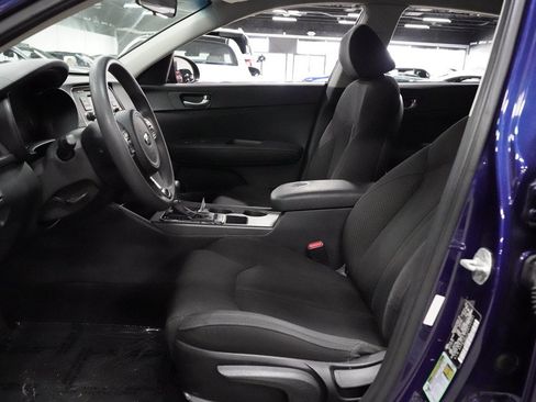 Used 2017 Kia Optima LX FWD image 11