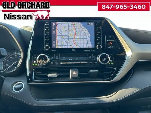 Used 2020 Toyota Highlander Limited AWD/4WD image 15