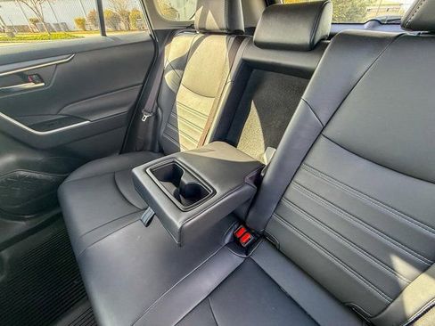 Used 2023 Toyota RAV4 XLE Premium image 25