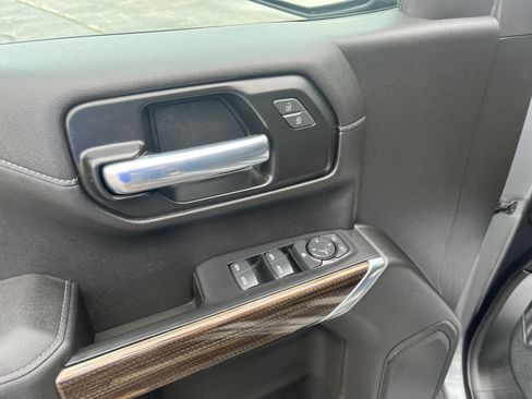 Used 2021 Chevrolet Silverado 1500 LT Trail Boss w/ Bed Protection Package AWD/4WD image 12