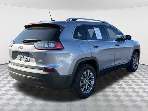 Used 2020 Jeep Cherokee Latitude Plus image 5