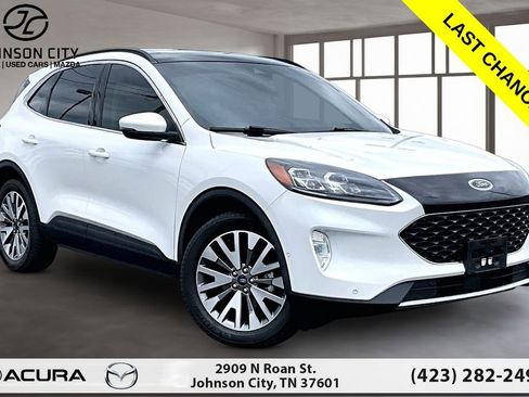 Used 2020 Ford Escape Titanium w/ Titanium Premium Package 2.0 AWD/4WD image 12